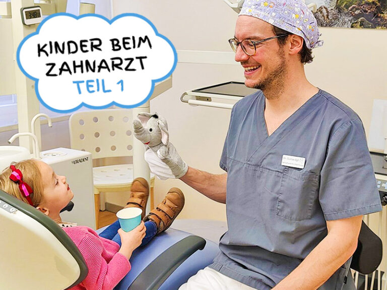 Dr. Egli mit kleiner Patientin in der Praxis